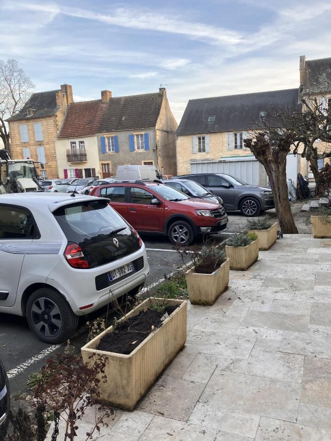 Les Chambres De L'Atelier A Montignac Lascaux Exterior photo